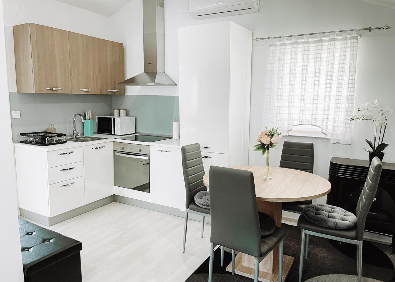 Apartman Sunny Hills クラピナ エクステリア 写真