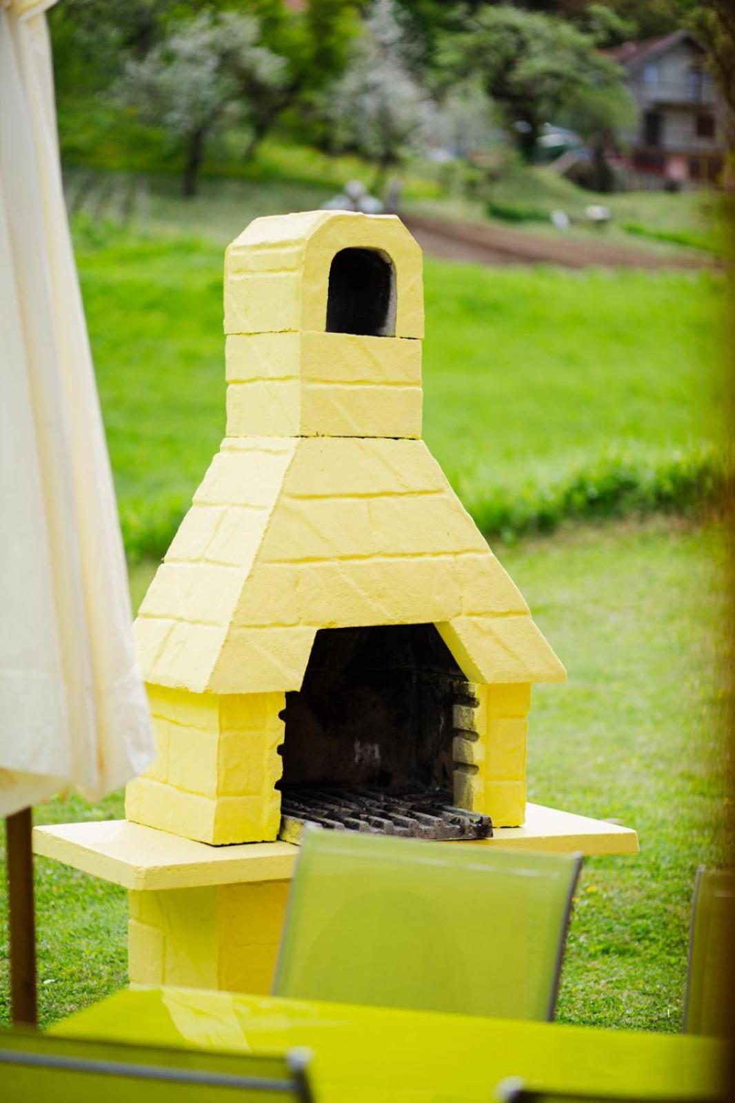 Apartman Sunny Hills クラピナ エクステリア 写真