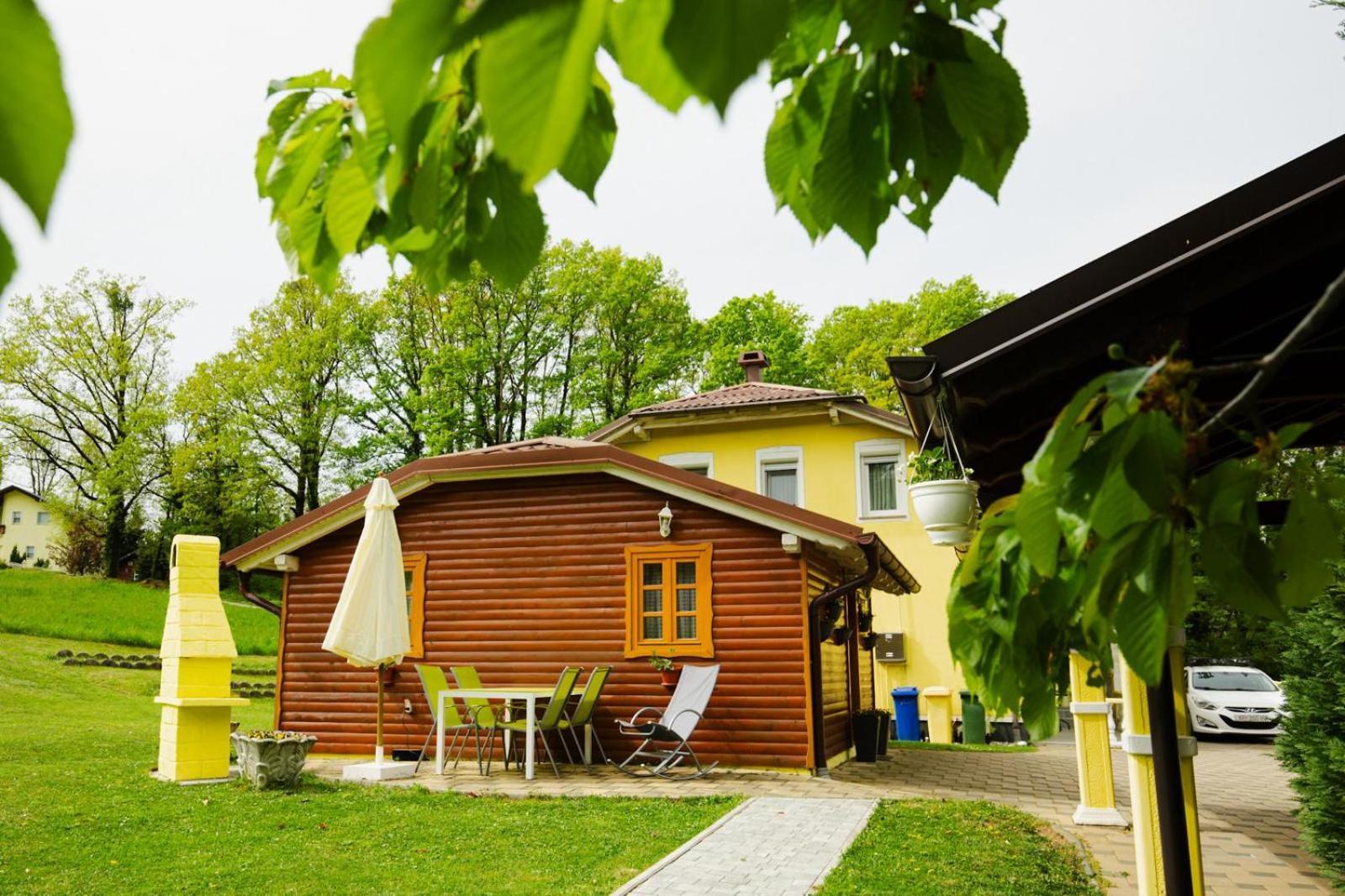 Apartman Sunny Hills クラピナ エクステリア 写真