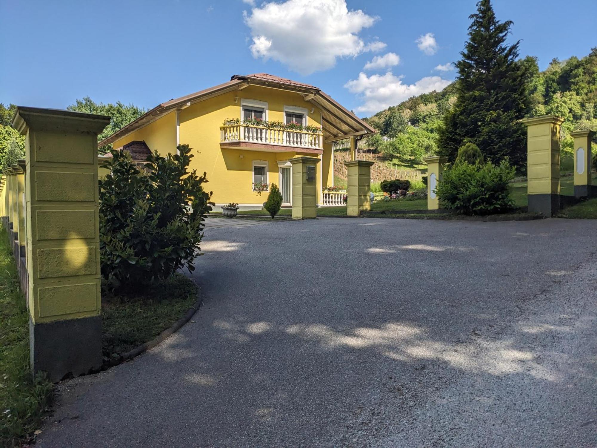 Apartman Sunny Hills クラピナ エクステリア 写真